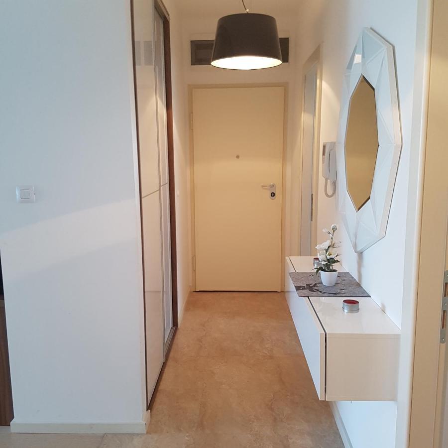 Adela Apartments 3 Morska Vila Split Exterior photo
